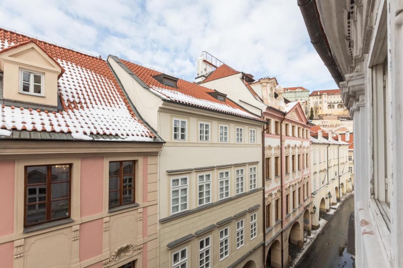 Charles Bridge Royal Apartments - Castle District Prague Ngoại thất bức ảnh