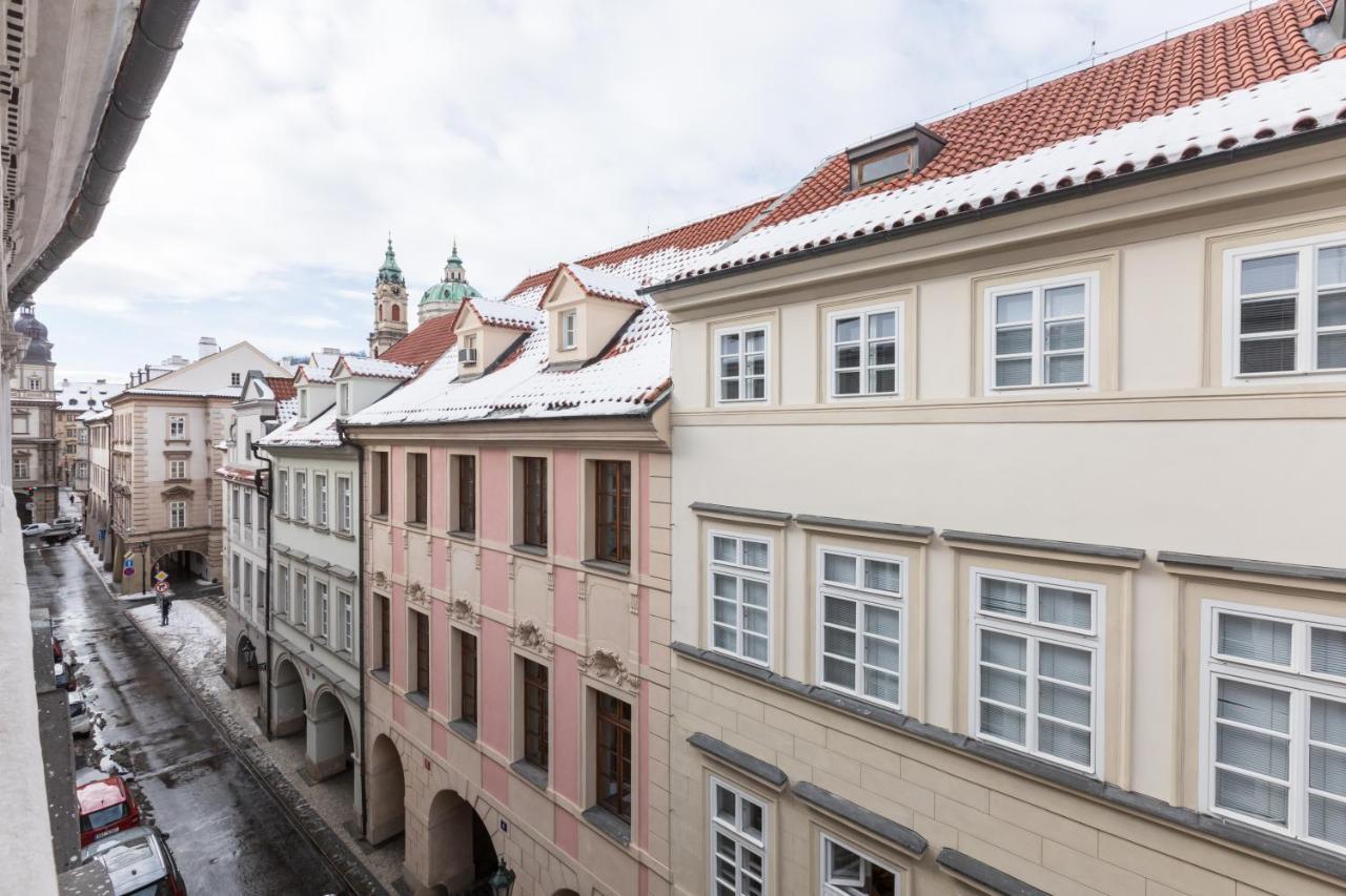 Charles Bridge Royal Apartments - Castle District Prague Ngoại thất bức ảnh
