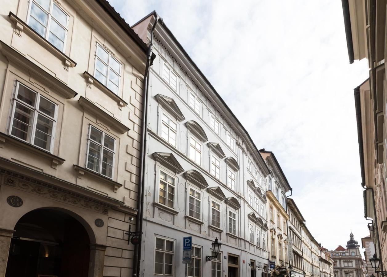 Charles Bridge Royal Apartments - Castle District Prague Ngoại thất bức ảnh